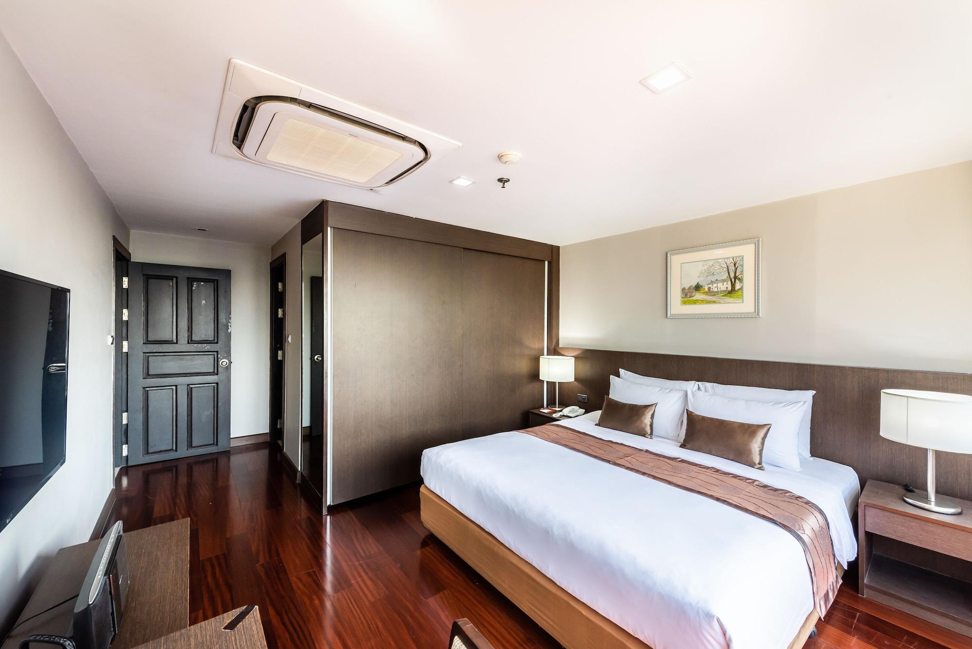 Royal Suite Hotel Bangkok Ngoại thất bức ảnh