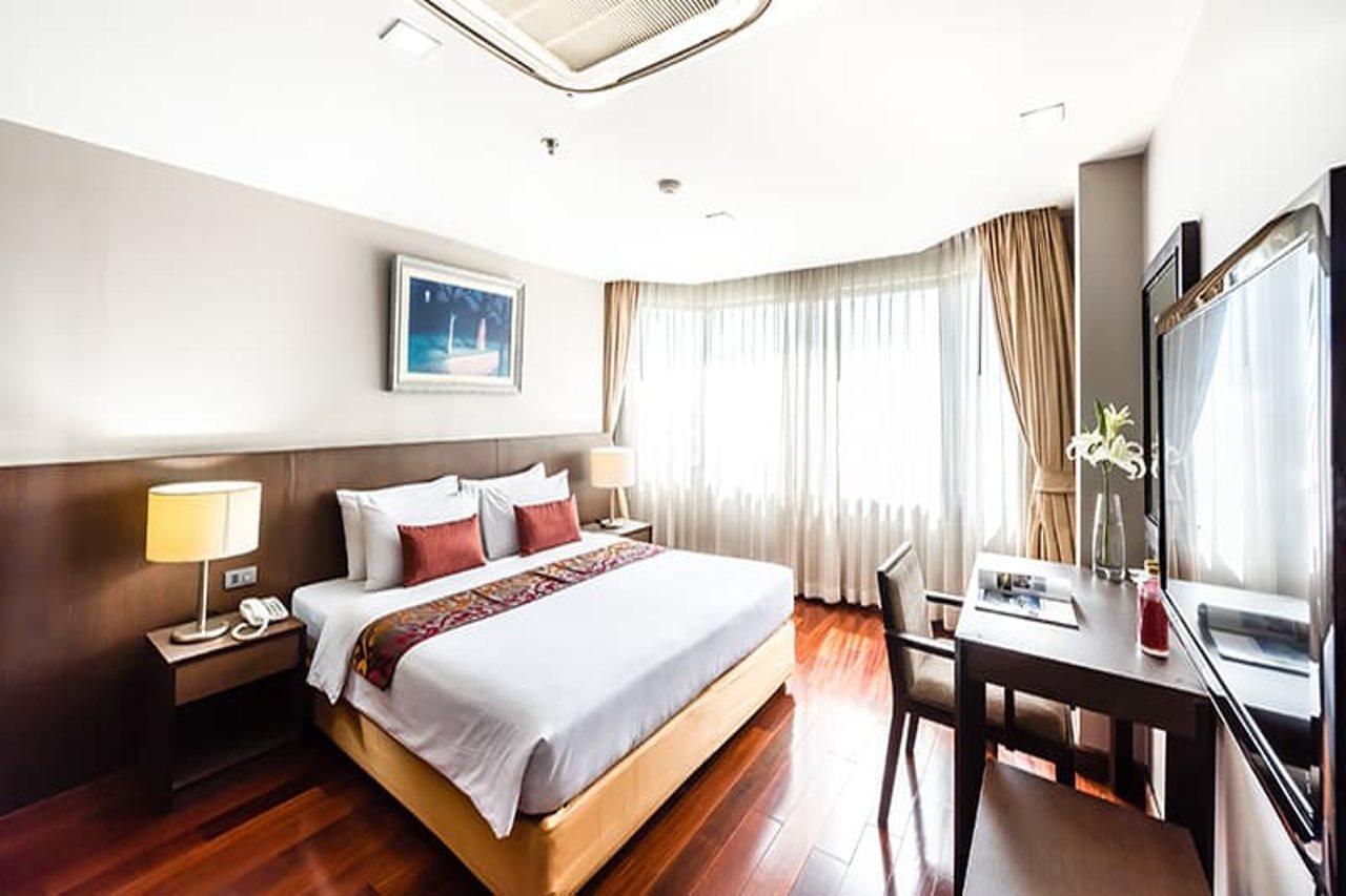 Royal Suite Hotel Bangkok Ngoại thất bức ảnh